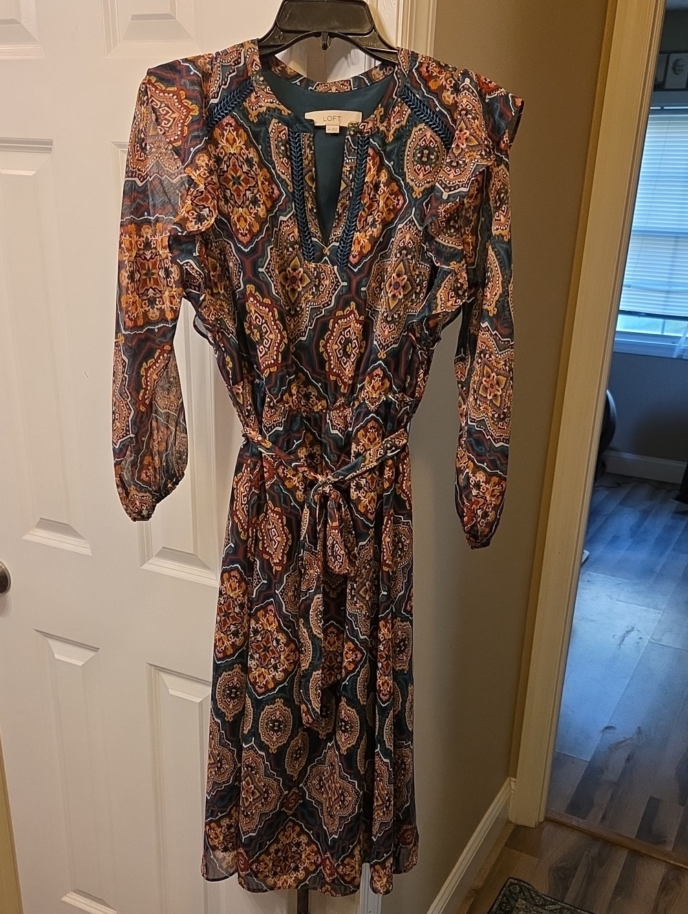 LOFT- Petite Teal Multi Paisley-Print Dress- EUC